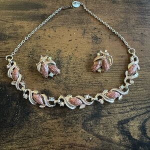 Vintage Pink and Gold Necklace/Earrings Set